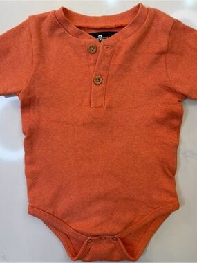 7 For All Mankind Baby Boy 12M Rust Orange Henley Bodysuit Fall Neutral